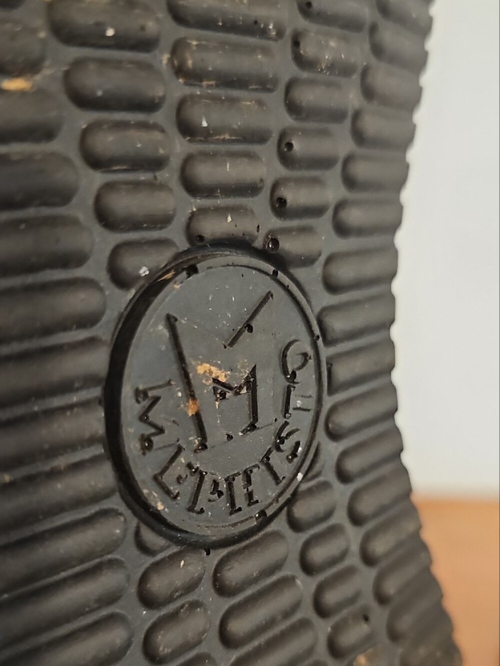 Mephisto Women's Metallic Bronze Lace-Up Sneakers - Picture 6 of 8